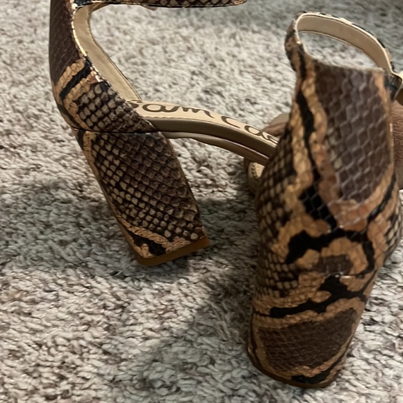 Sam Edelman snakeskin tan block heels - Picture 2 of 4